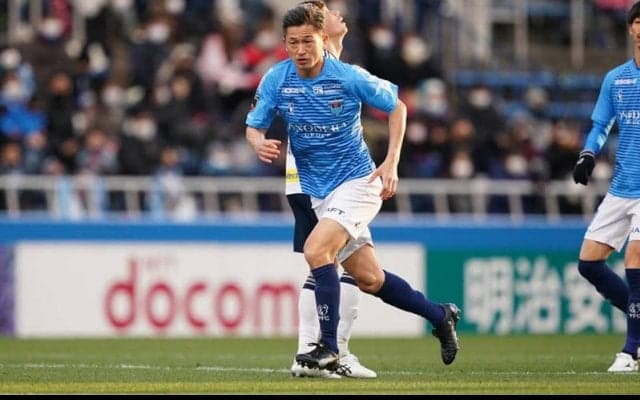 “キング・カズ”は自身の記録を4度更新、最終節は53歳9カ月23日で終了間際に途中出場
