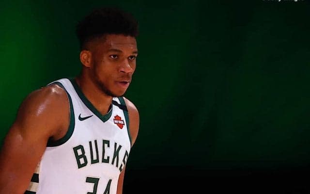 ヤニス・アデトクンボがマイケル・ジョーダンの境遇と自分を重ねる「彼は苦しみのなかをもがき続けたんだ」