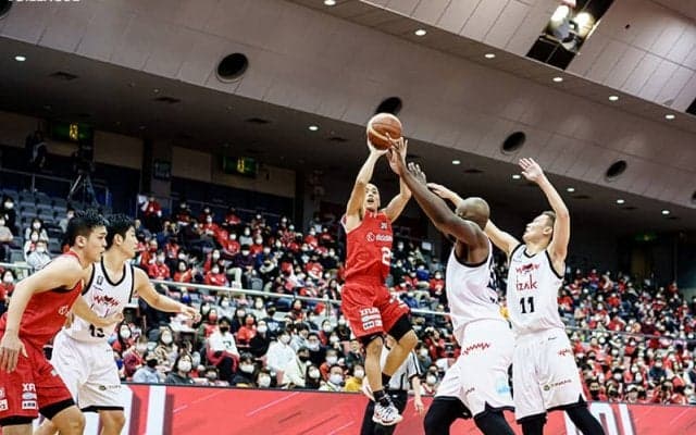 千葉の富樫勇樹がB1初の3ポイントシュート500回成功を達成…彼が語る「自分の生きる道」