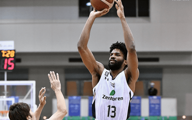 琉球ゴールデンキングスが20点差の完勝、島根スサノオマジックはBリーグ初の鳥取開催で白星獲得ならず