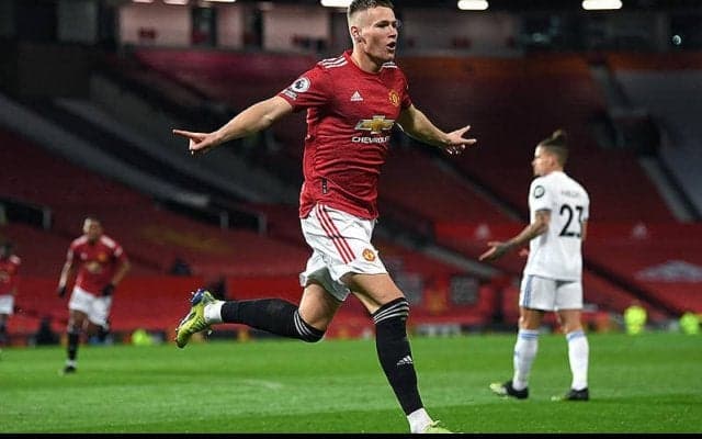 ユナイテッドが宿敵リーズに今季最多6発で圧勝!　マクトミネイがPL史上初の開始3分で2ゴール《プレミアリーグ》