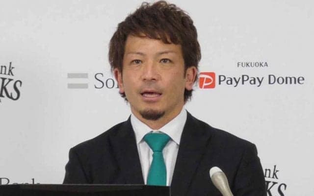 鷹・松田、現状維持4.5億円でサイン　全試合出場途切れ「数字的なところ満足してない」