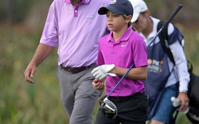 ウッズ11歳愛息を練習場で称賛　メジャー8勝の85歳レジェンド「良いぞ。素晴らしい」