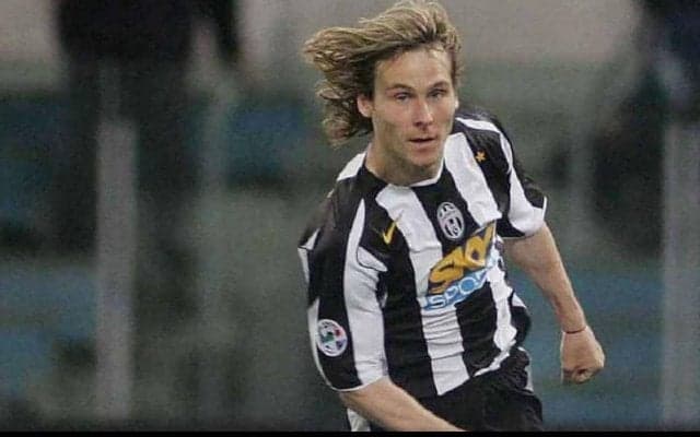 “チェコの大砲”ネドベドが古巣ラツィオ戦で決めた技ありの一撃【インクレディブル・ゴールズ】