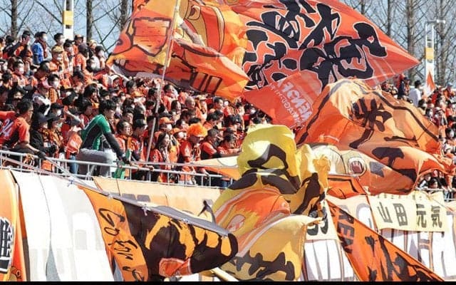 山口、今季加入のブラジル人DFサンドロの契約満了を発表