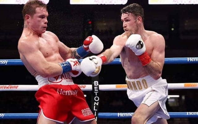 カネロが試合中に質問「痛むか？」　腕が異様に腫れた敗者「奴は笑っていたんだ」