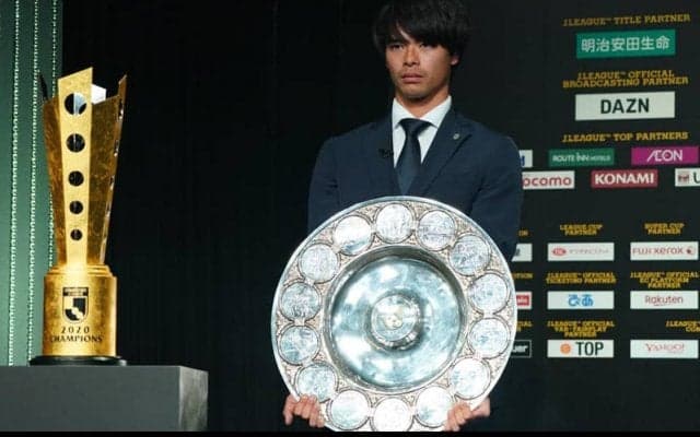 ルーキーながら得票数No.1だった川崎Fの三笘薫「MVPはオルンガ選手がふさわしい」《2020Jリーグアウォーズ》