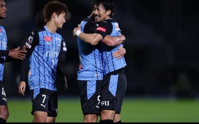 キャリアハイの11得点を決めた川崎FのMF家長昭博「歴史的な瞬間に自分もいられて喜ばしい」《2020Jリーグアウォーズ》