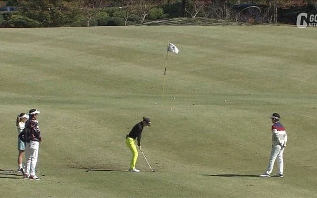 冬芝の薄いライ＆砲台の20ヤードをピッチングウェッジで寄せる方法