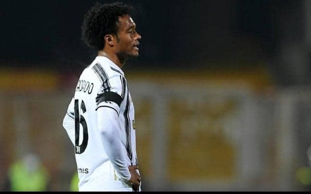 「酷いタックル」ユベントスで200試合出場のクアドラードが一発退場、チームもリーグ戦初黒星