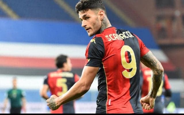 ストライカー補強を目指すミラン、ジェノアで飛躍のU-21イタリア代表FW獲得に動く