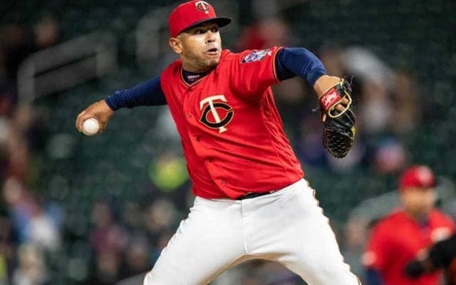 DeNA、150キロ超シンカー右腕ロメロの獲得発表　ツインズの元プロスペクトが加入