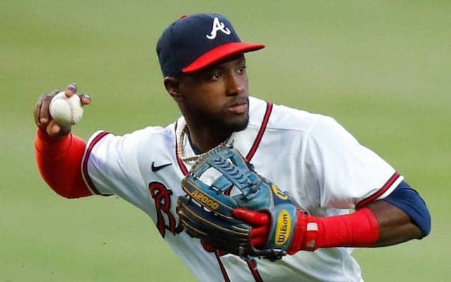 ロッテ、MLB通算778安打＆37発のエチェバリア獲得を発表　「毎日100％のプレーを」