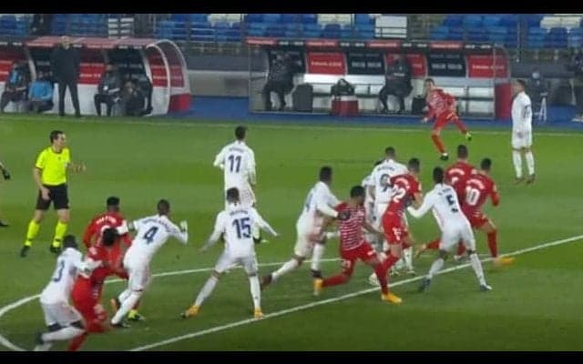 VARの主人公“カゼミロ”がファウルを否定「ペナルティではないということが...」