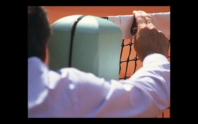  3度の八百長発覚で出場停止に 