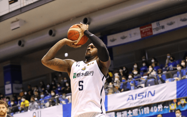 宇都宮ブレックス、シーホース三河の猛追を振り切り地区上位対決に先勝