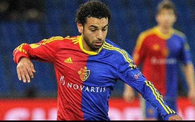 スイス時代のサラーが味方の華麗な連携からさすがの決定力を見せる【チーム・ゴールズ】