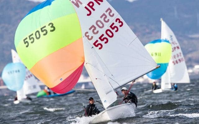 強風が選手を強くする。蒲郡420全日本選手権初日