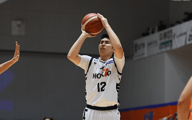 信州ブレイブウォリアーズが今季初の同一カード連勝、栗原ルイスが“逆転弾”を沈め新潟アルビレックスBBに粘り勝ち