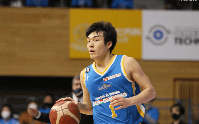 滋賀レイクスターズがレバンガ北海道に連勝、残り7秒に村上駿斗が値千金の3Pシュート