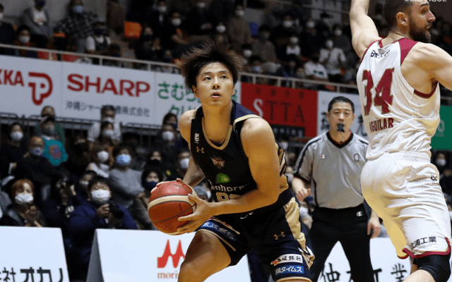 琉球ゴールデンキングスが18勝目を獲得、川崎ブレイブサンダースに第1戦のリベンジを果たす