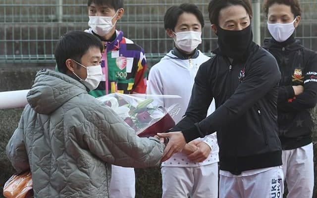 【JRA】最終騎乗終えた畑端省吾騎手「ファンの方々に応援や感動してもらえる馬づくりを」