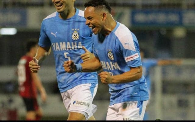 磐田が助っ人2名、FWルリーニャ、DFフォルリンとの契約満了を発表