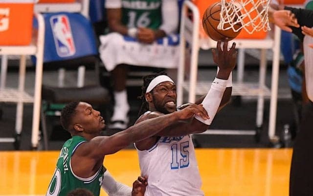 モントレズ・ハレルの活躍をレイカーズ指揮官が称賛「バスケットに向かって飛び込んでいける才能の持ち主」