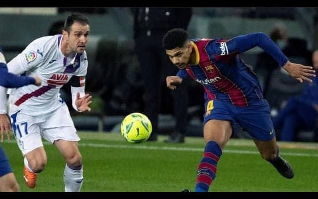 バルサ2020年最終戦はドロー PK失敗&痛恨ミスで乾フル出場のエイバルに勝ち切れず