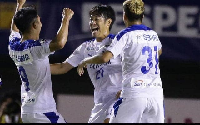 「オフザピッチのほうが得意です笑」甲府が大分退団のFW三平和司を完全移籍で獲得