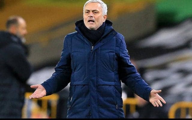 モウリーニョ、フルアム戦の開催可否巡るリーグの意思決定の遅さに不満!　ユーモア交えたSNSの投稿でチクリ