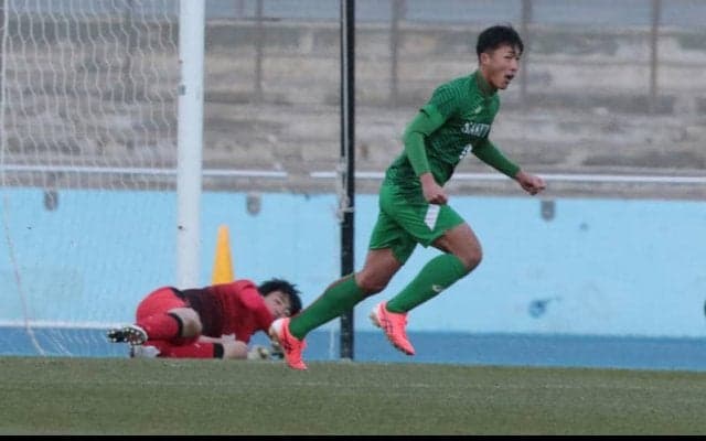 杉本翔の2点でビハインドを追いついた作陽がPK戦の末に星稜を下す《高校サッカー選手権》