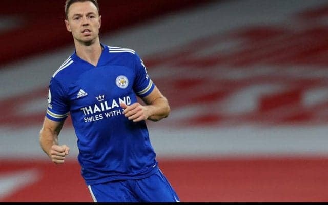 ユナイテッドへの復帰が噂されたエバンス、レスターと2023年まで契約延長