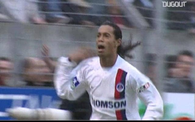 これぞファンタジスタ！PSG時代のロナウジーニョが華麗なドリブルで次々と相手を抜き去って決めた圧巻のゴール【インクレディブル・ゴールズ】