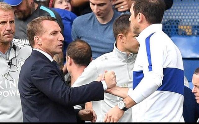 【サッカー迷珍場面】ランパード監督が会見に殴り込み? いやいや礼儀正しいだけです