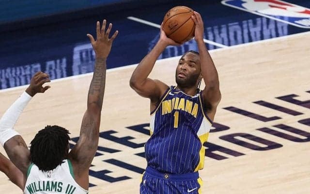 ペイサーズのスコアラー、TJ・ウォーレンが左足の疲労骨折のため無期限の離脱