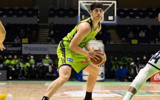 レバンガ北海道が今季最少失点で信州ブレイブウォリアーズに勝利…ニック・メイヨが26得点をマーク