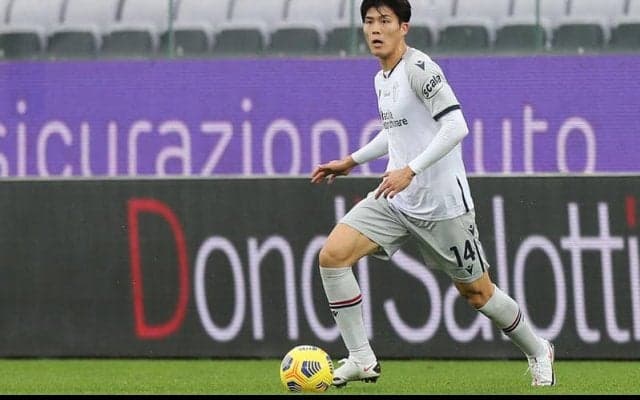 冨安がセンターバック&サイドバックでフル出場のボローニャ、フィオレンティーナにゴールレスドロー《セリエA》