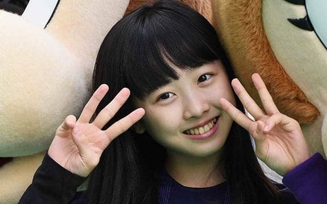 今年17歳の本田望結　艶やか紫の晴れ着“5連ショット”に4万超「いいね！」殺到