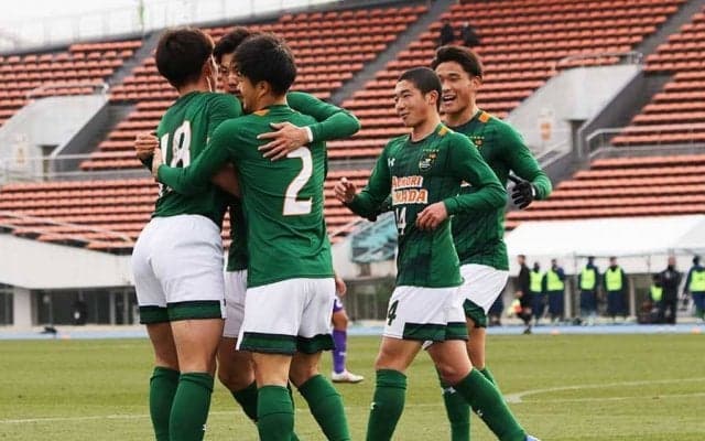 【高校サッカー】ついに4強出揃う！　山梨学院-帝京長岡、矢板中央-青森山田が9日に決勝かけ激突