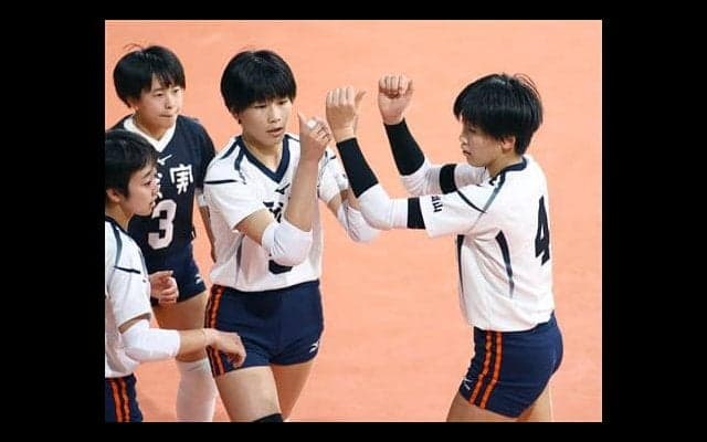 【春高バレー】双子の深沢姉妹が躍動…就実、強豪対決を制す