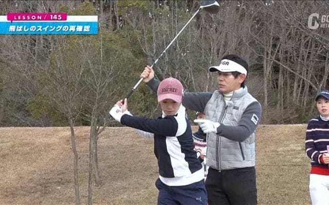 冬だからこそ大きな捻転を！少しでも飛距離を落とさないようにするスイング術