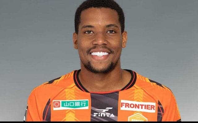 山口、昨季9ゴールのFWイウリの期限付き期間満了を発表「山口のみなさまとともに戦えたことを誇りに思う」