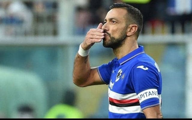 サンプドリアが誇る名ストライカー、クアリアレッラが相手と競り合いながら決めた技ありループシュート【インクレディブル・ゴールズ】