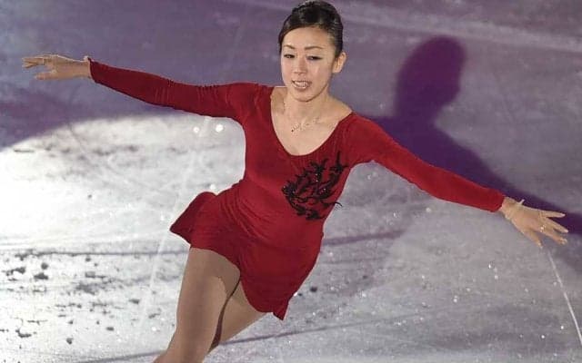 村主章枝がイメチェン、ハイライト入れた“お洒落巻き髪”が好評「エルサみたい」