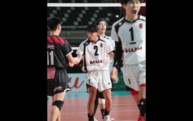 「黄金世代」の夢終わる　８強逃した男子の福井工大福井　春高バレー