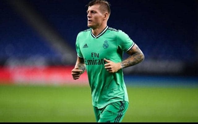 名手が見せた急襲！クロースが相手GKの隙を突いて決めたコーナーキック直接弾【インクレディブル・ゴールズ】