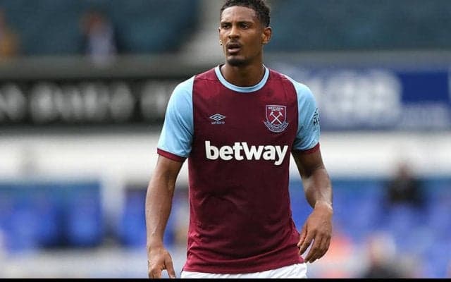 アヤックス、ウェストハムFWアラーを28.5億円で獲得！ ハマーズ最高額加入者も輝き切れず