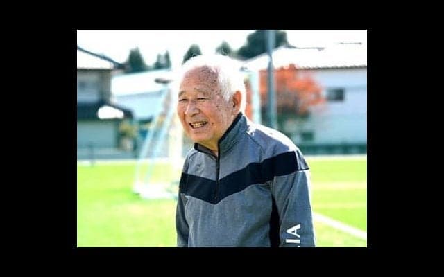 とんねるずも指導した高校サッカーの名伯楽。選手が勝手に育つ練習とは
