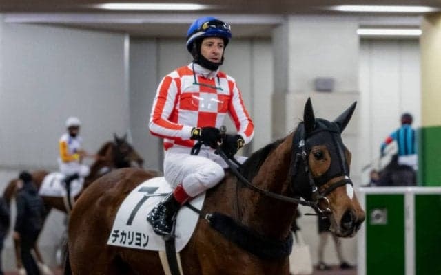 【中京3R】松永幹師「芝でもやれる」チカリヨンが初勝利